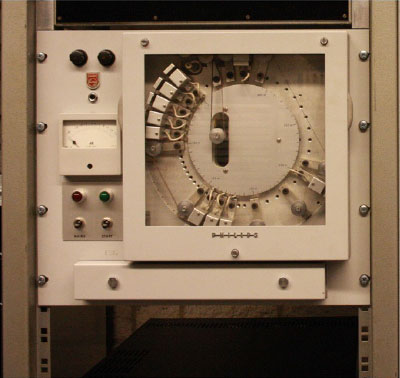 Early multi-head tape delay system